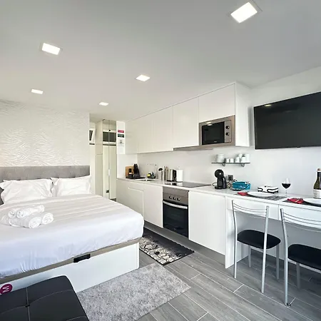 Sea And Sun 4 - T0 Apartment *